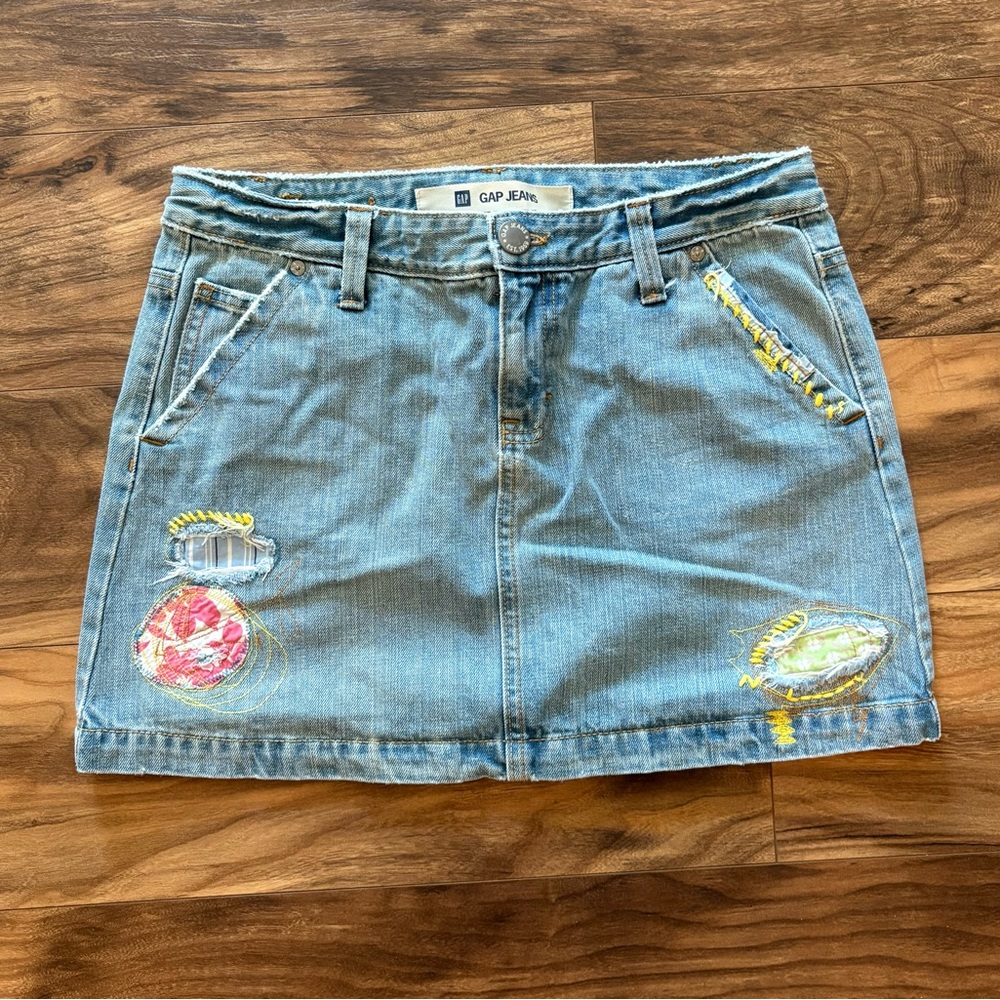 GAP Pink and Yellow Mini Skirt Casual